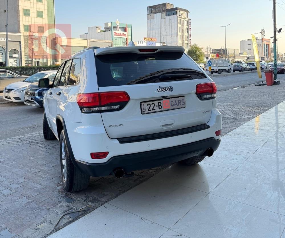 جيب جراند شيروكي